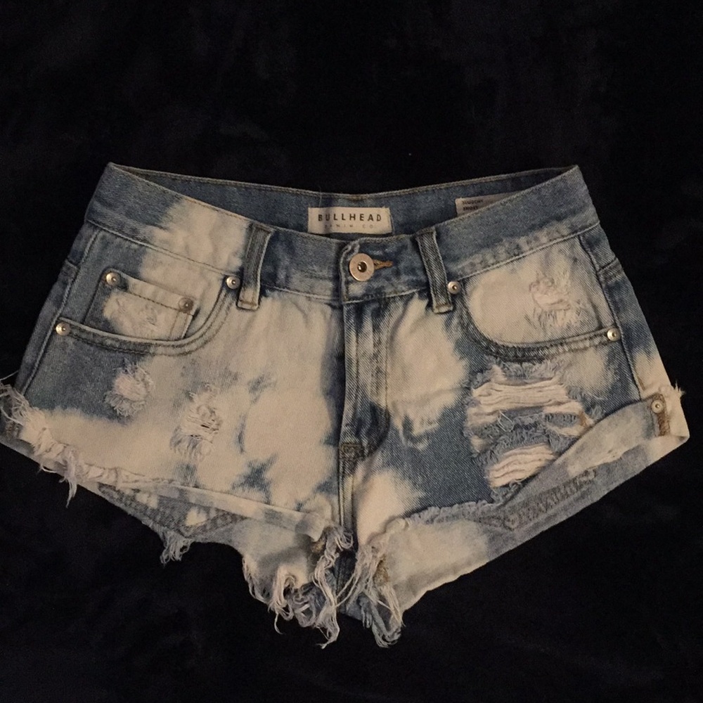 Size 1, Bullhead Slouchy Shorts